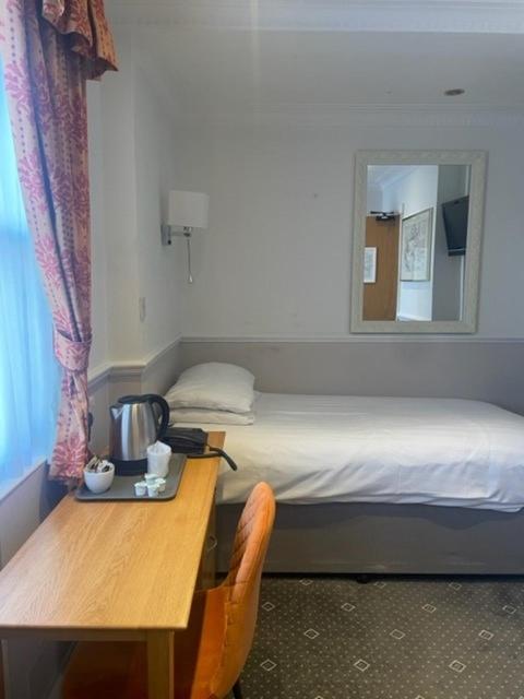 Hyde Park Radnor Hotel B&B London Ngoại thất bức ảnh